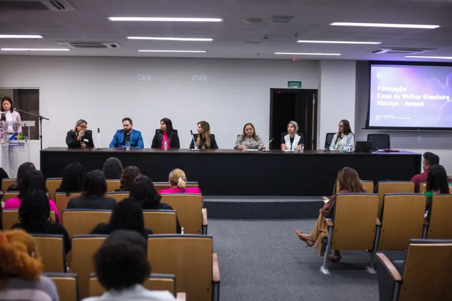 Com inauguração prevista para março, Governo do Amapá capacita profissionais da Casa da Mulher Brasileira