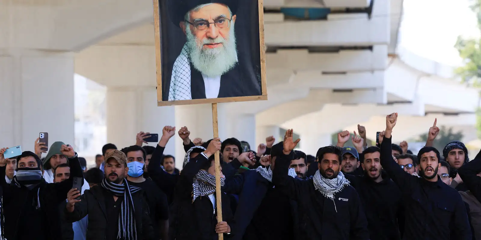 Irã promete retaliar mais; Trump ameaça com força “nunca antes vista"