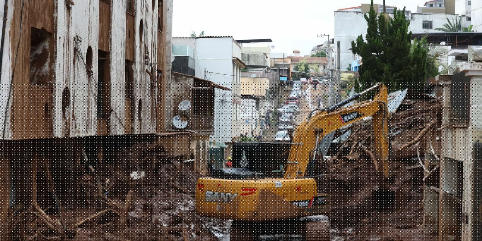 Chuva: Inmet emite alerta vermelho para regiões Norte e Noroeste de MG