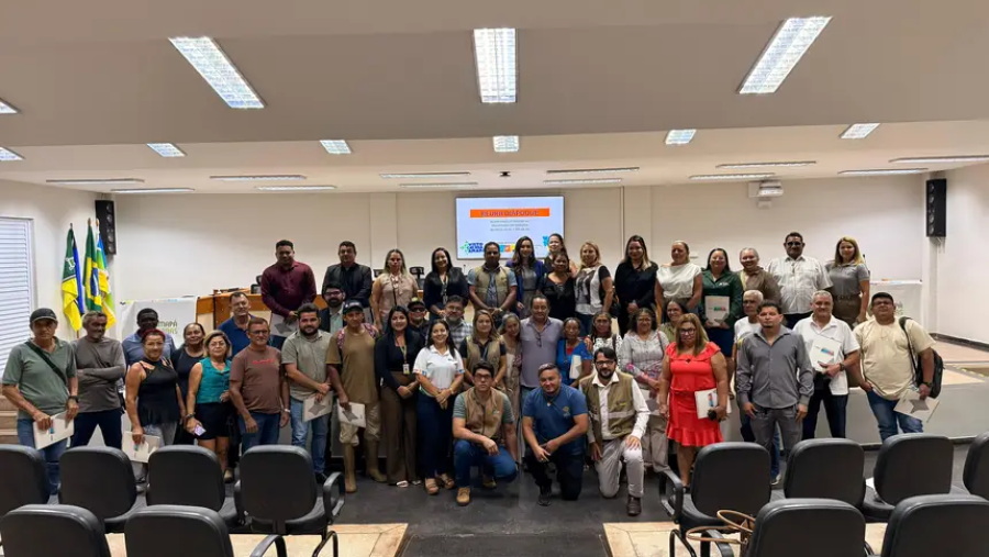 Governo do Amapá apresenta diagnóstico e lança programa de regularização fundiária no bairro Central, em Oiapoque