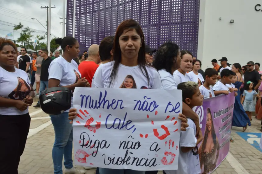 'Hoje nós somos a voz da Paula; que nenhuma outra mulher seja silenciada', desabafa irmã de vítima de feminicídio na inauguração da CMB em Macapá