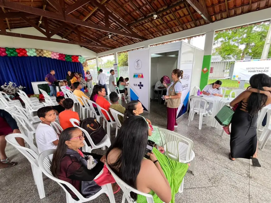 Ação itinerante garante atendimento de saúde a mulheres no residencial Nelson dos Anjos, em Macapá