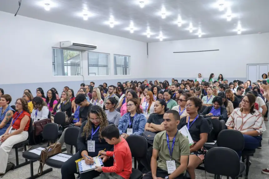 Governo do Amapá promove primeira capacitação para professores de língua estrangeira da rede pública, em Macapá