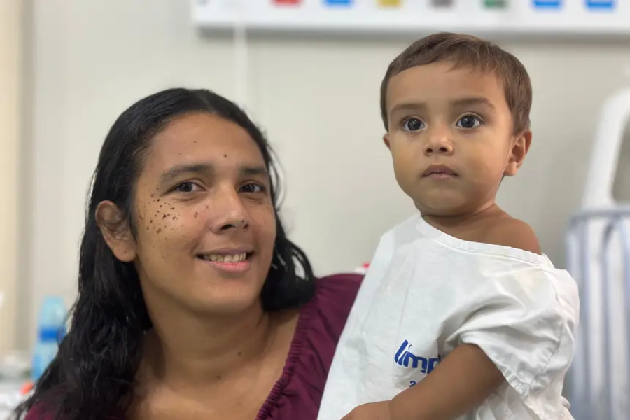 'Aqui cuidam dele com atenção o tempo todo', diz mãe de paciente sobre atendimento no novo Hospital da Criança e do Adolescente
