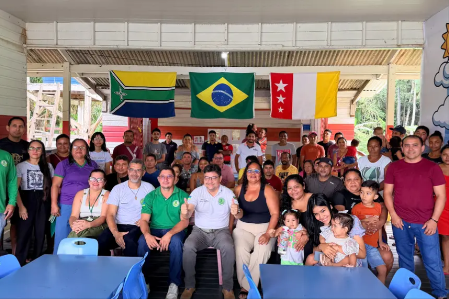 Ação de governo leva cidadania, esperança e desenvolvimento a comunidades da foz de Mazagão Velho