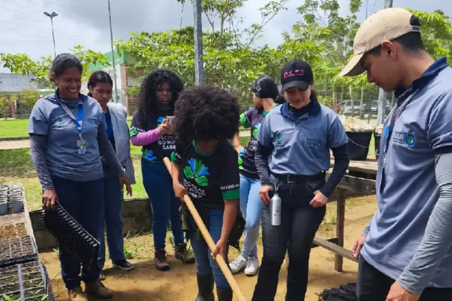 Parceria entre GEA e Ifap promove práticas de sustentabilidade para alunos da Escola Estadual Elias Trajano, em Porto Grande