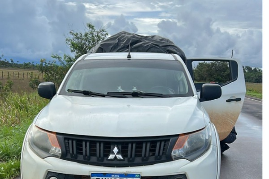 Carga de R$ 1 milhão roubada em alto-mar é recuperada pela PM no Amapá; secretário municipal é preso