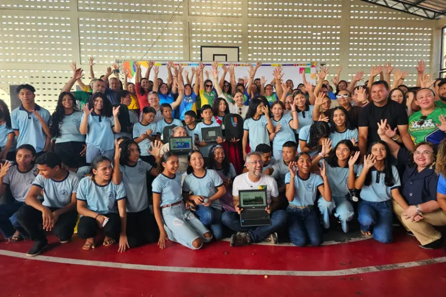Governo do Amapá entrega 43ª escola Estadual Ivanildo Fortes reconstruída e fortalece educação no Distrito do Carnot, em Calçoene