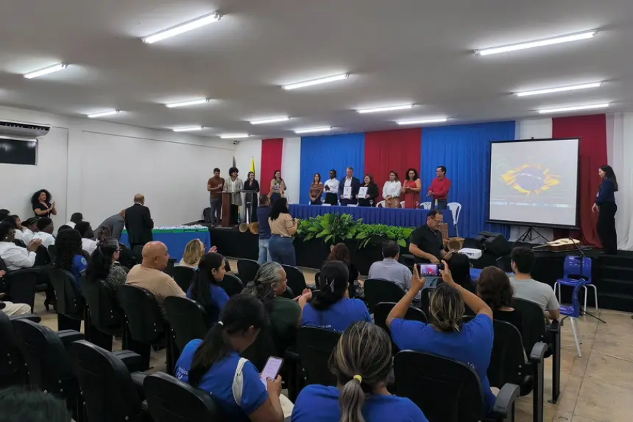 Governo do Amapá dá início à segunda edição do intercâmbio estudantil com a Guiana Francesa