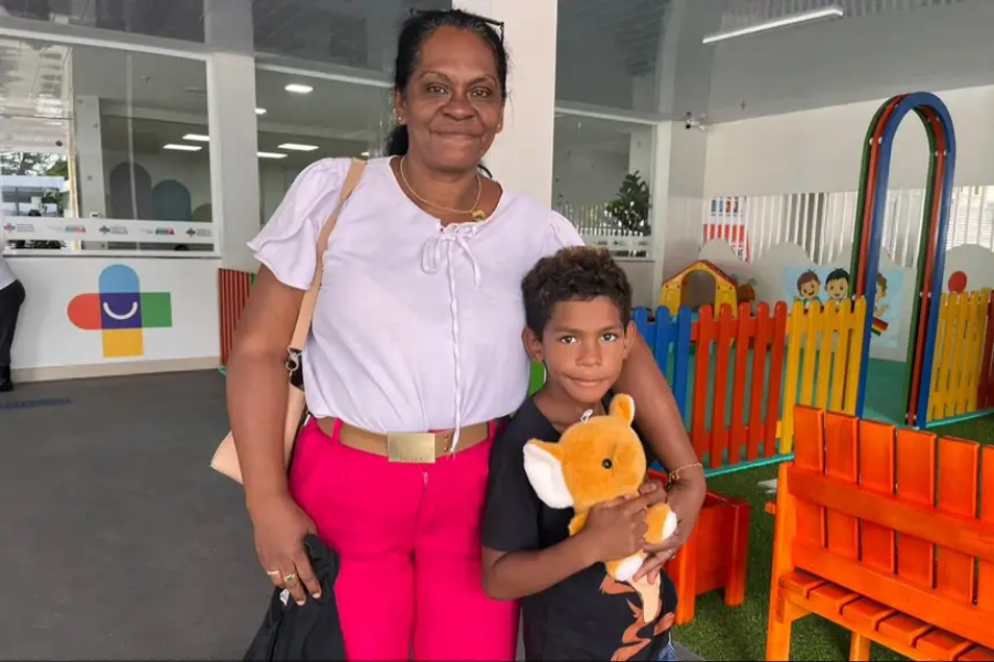 ‘Tenho dez filhos e vejo a diferença no atendimento do primeiro ao último’, diz mãe sobre serviços do novo Hospital da Criança e do Adolescente