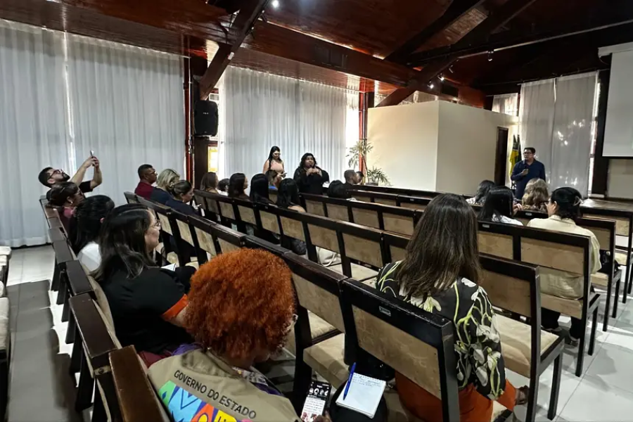 Governo do Amapá reúne municípios e articula rede de saúde mental com foco no trabalhador