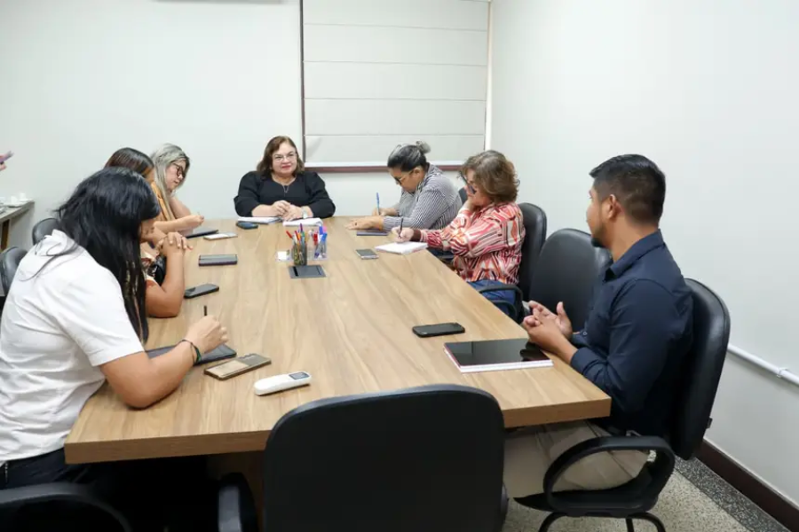 Gestoras e técnicos das secretarias de Educação e dos Povos Indígenas reúnem-se para alinhamento estratégico de demandas comuns