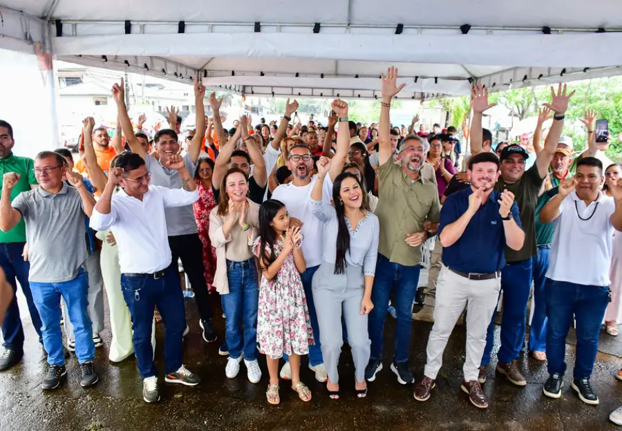 'Aniversário com muito trabalho e entregas desejadas pelo povo de Oiapoque', parabeniza governador Clécio nos 81 anos do município