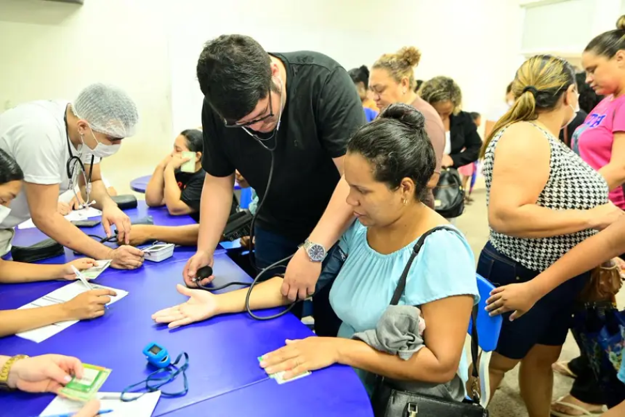 Governo do Amapá leva mega ação de saúde ao Macapaba com atendimentos especializados e acolhimento infantil