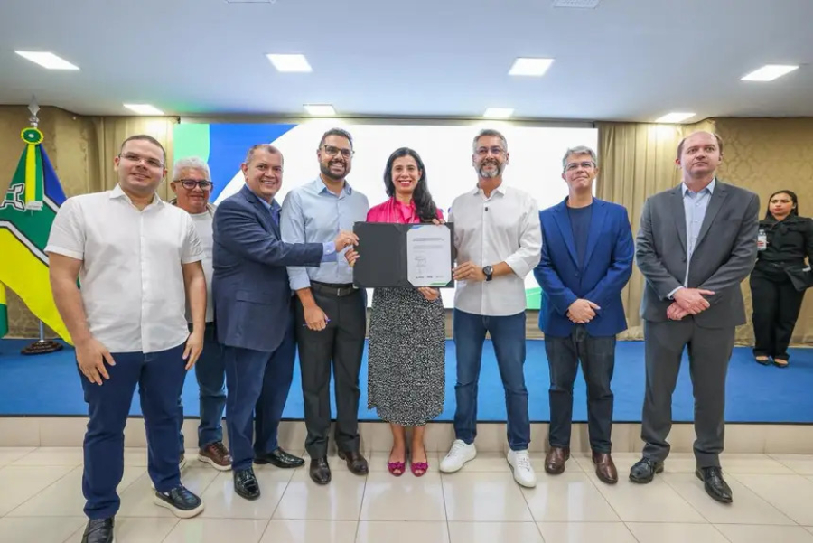 Governador Clécio assina cooperação técnica entre Arsap e ANEEL para ampliar fiscalização no setor elétrico: ‘mais perto da realidade do Amapá’