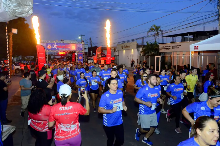 II Corrida do Ciclo do Marabaixo reúne cerca de 2 mil pessoas em celebração à ancestralidade pelas ruas de Macapá