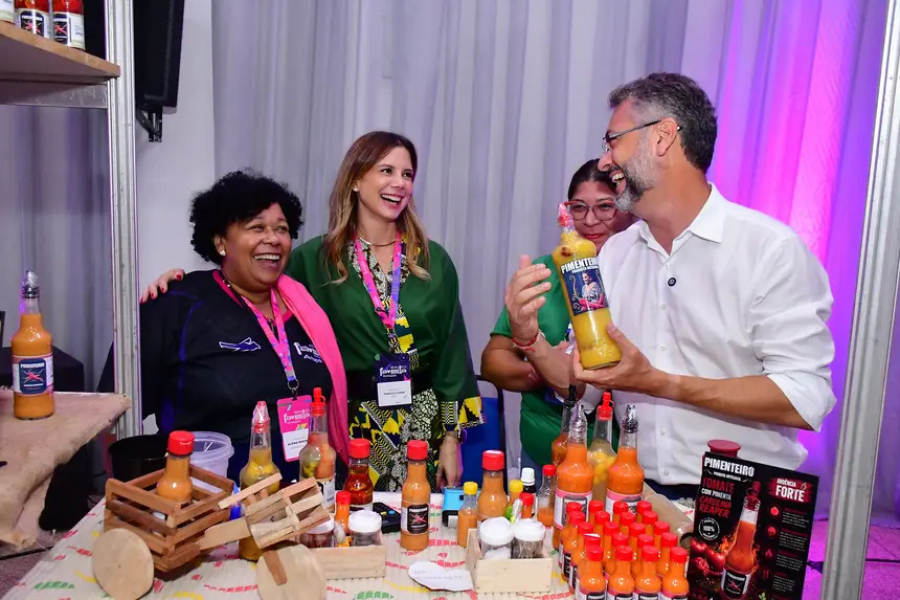 Governador Clécio fortalece inclusão e desenvolvimento econômico na 4ª ExpoFavela Innovation Amapá: 'projeção de quem vive a periferia de verdade'