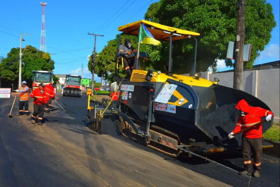 Governo do Amapá realiza pavimentação histórica na Avenida José Augusto Façanha, Zona Sul de Macapá