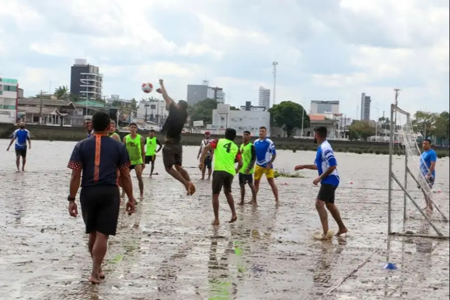 Governo do Amapá promove torneio de Futlama que une esporte, sensibilização ambiental e cultura amapaense, em Macapá