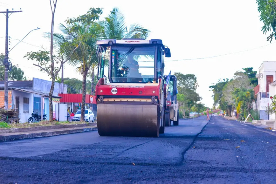 Pavimentação no bairro Fazendinha realizada pelo Governo do Amapá entra em fase final; obra garante mais mobilidade e dignidade à população