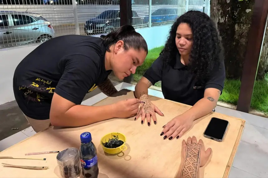 Pinturas indígenas conectam tradição, identidade e inovação durante a Glocal Amazônia 2026