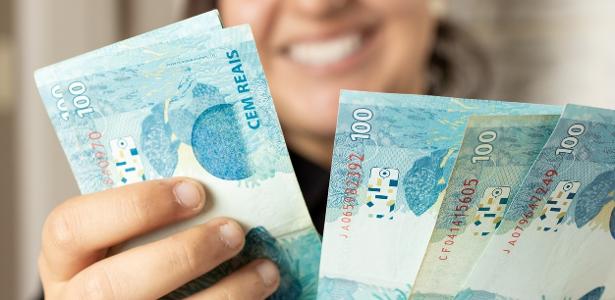 Novo salário mínimo de 2025 está disponível desde fevereiro; veja valor