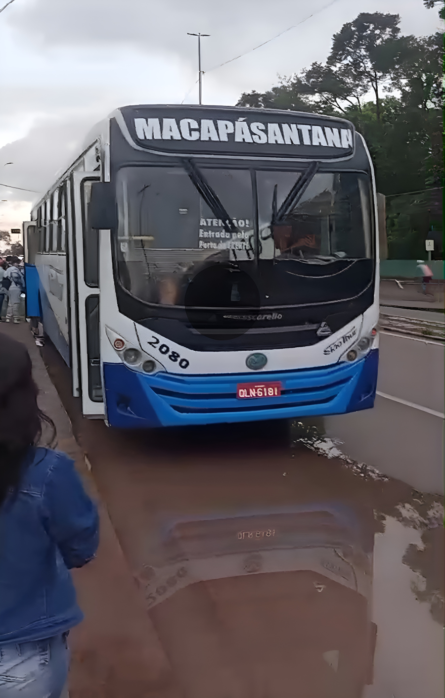 Transporte Público em Colapso: Ônibus Sucateados Prejudicam Trabalhadores na Linha Macapá/Santana