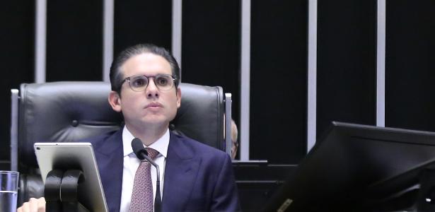 Em derrota para o governo, Câmara derruba decretos do novo IOF