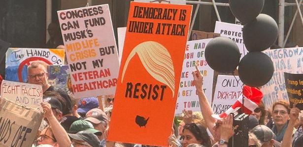 Análise: Trump abre caminho à mega transferência de renda de pobres a ricos